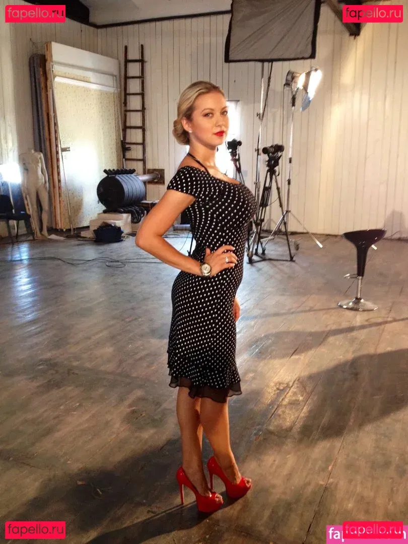 Polina Logunova Onlyfans Photo Gallery 