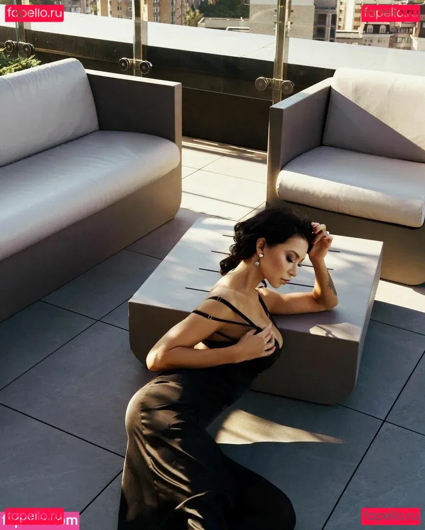 Polina Logunova Onlyfans Photo Gallery 