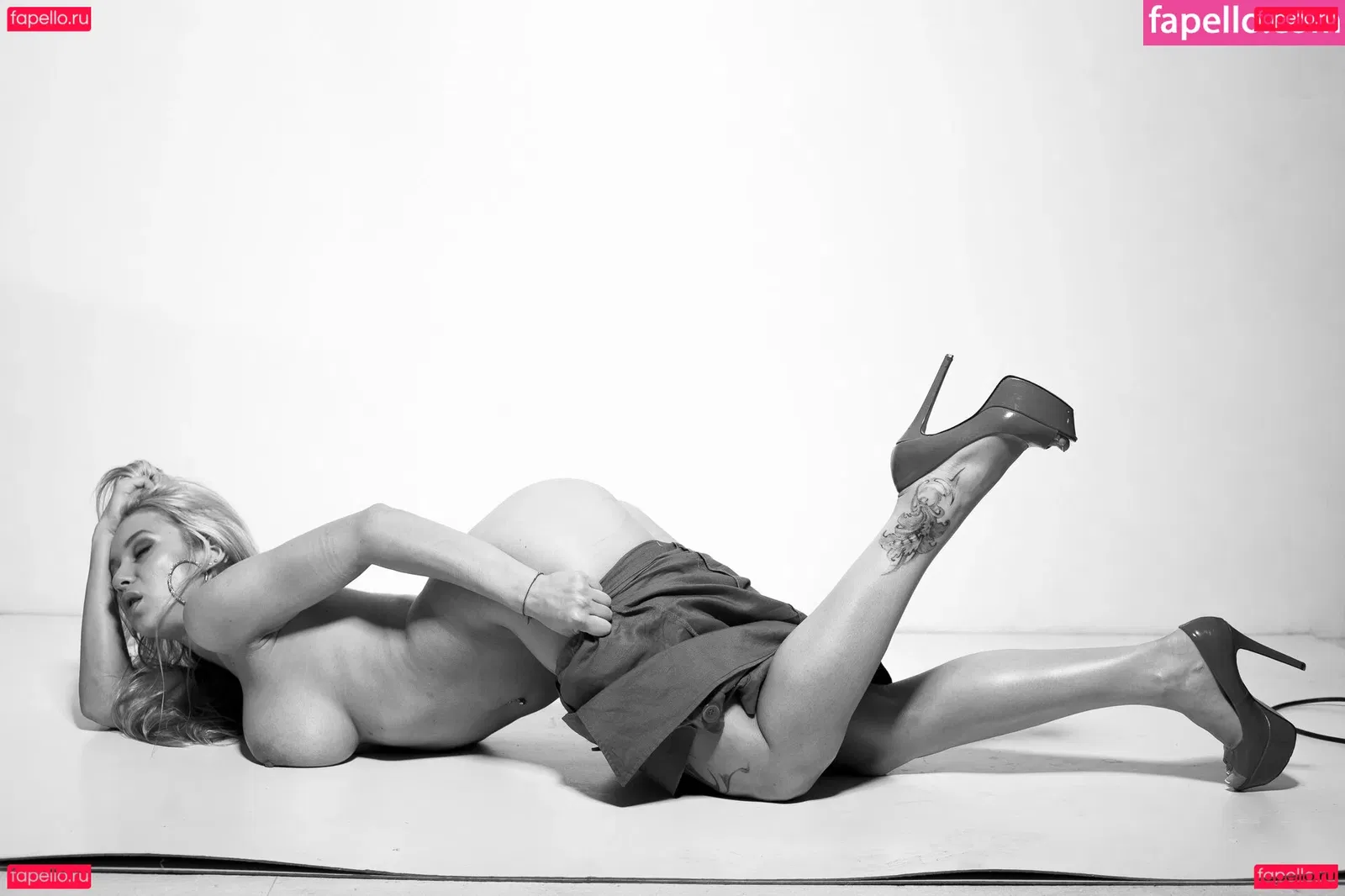 Polina Logunova Onlyfans Photo Gallery 