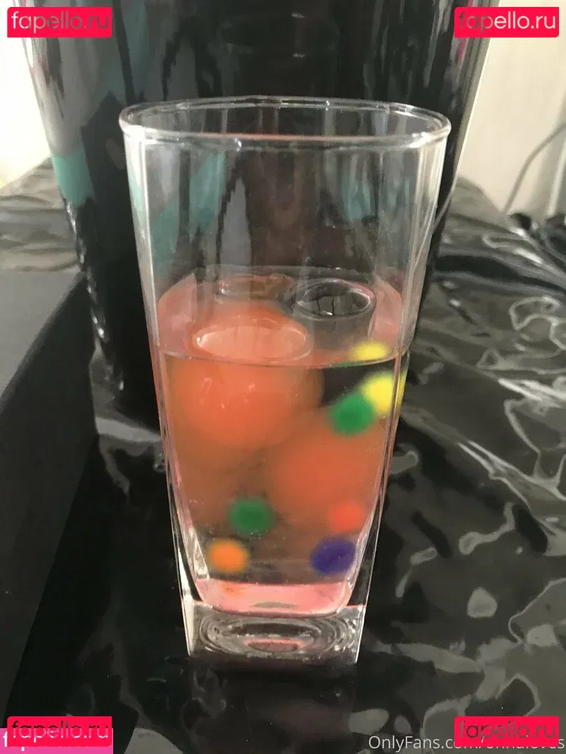 onnaloves Onlyfans Photo Gallery 