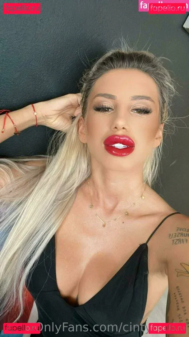 cintymufin Onlyfans Photo Gallery 