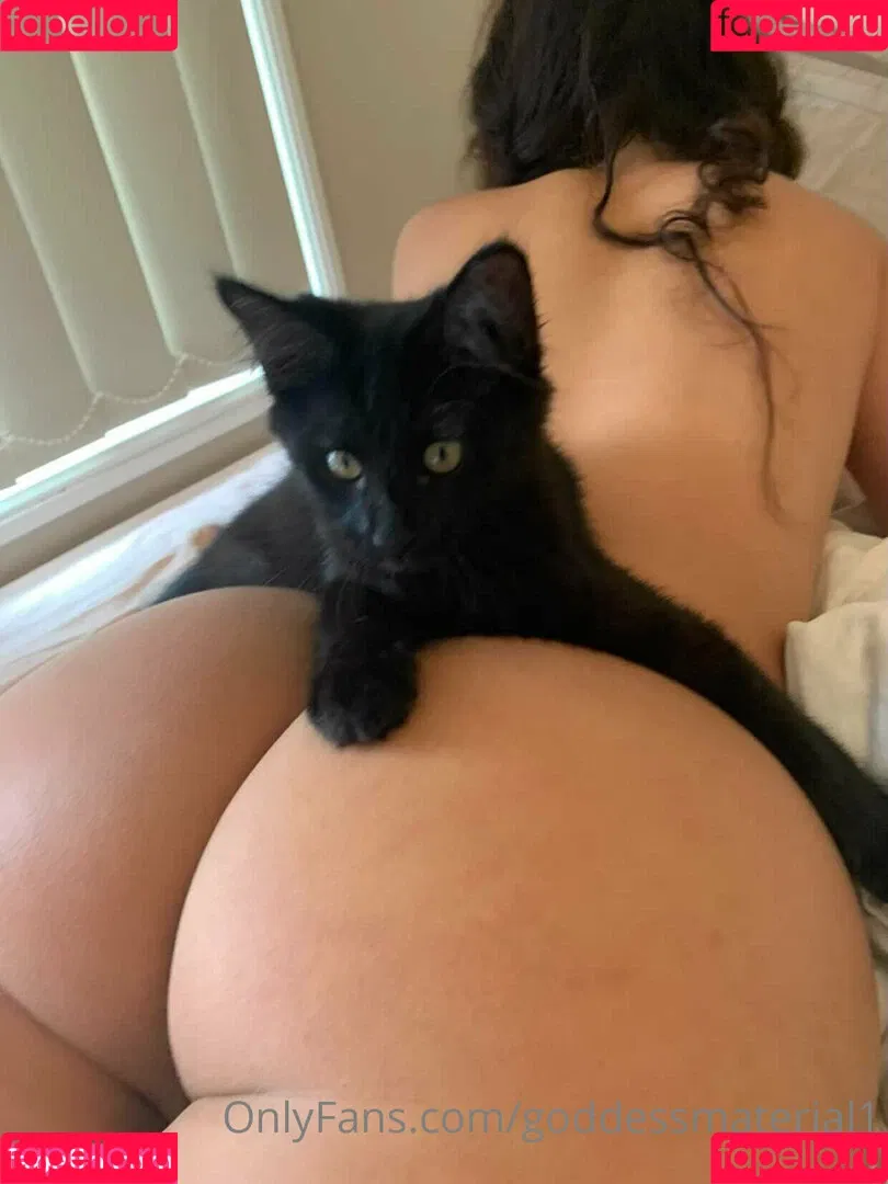 Goddessmaterial1 Onlyfans Photo Gallery 