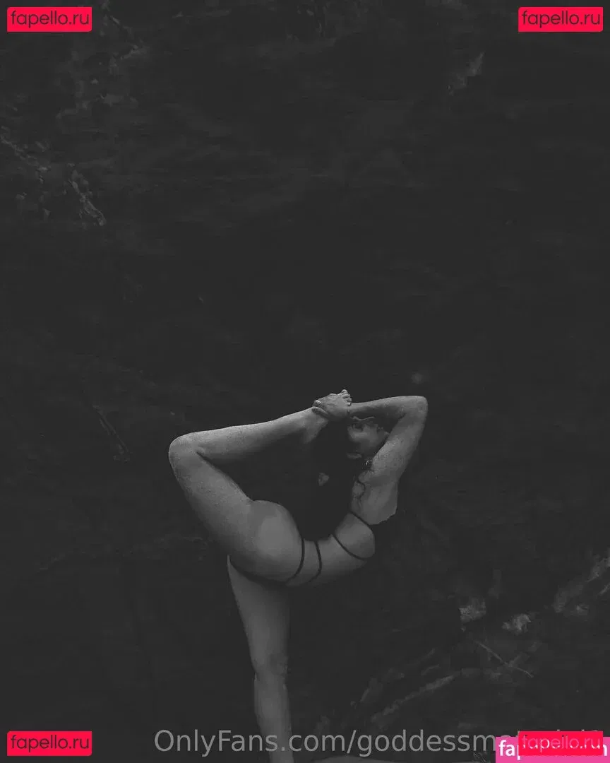 Goddessmaterial1 Onlyfans Photo Gallery 