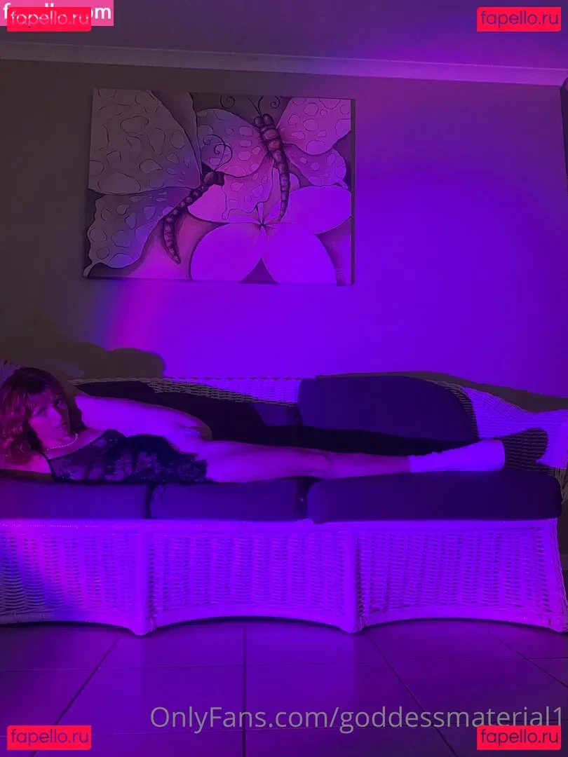 Goddessmaterial1 Onlyfans Photo Gallery 