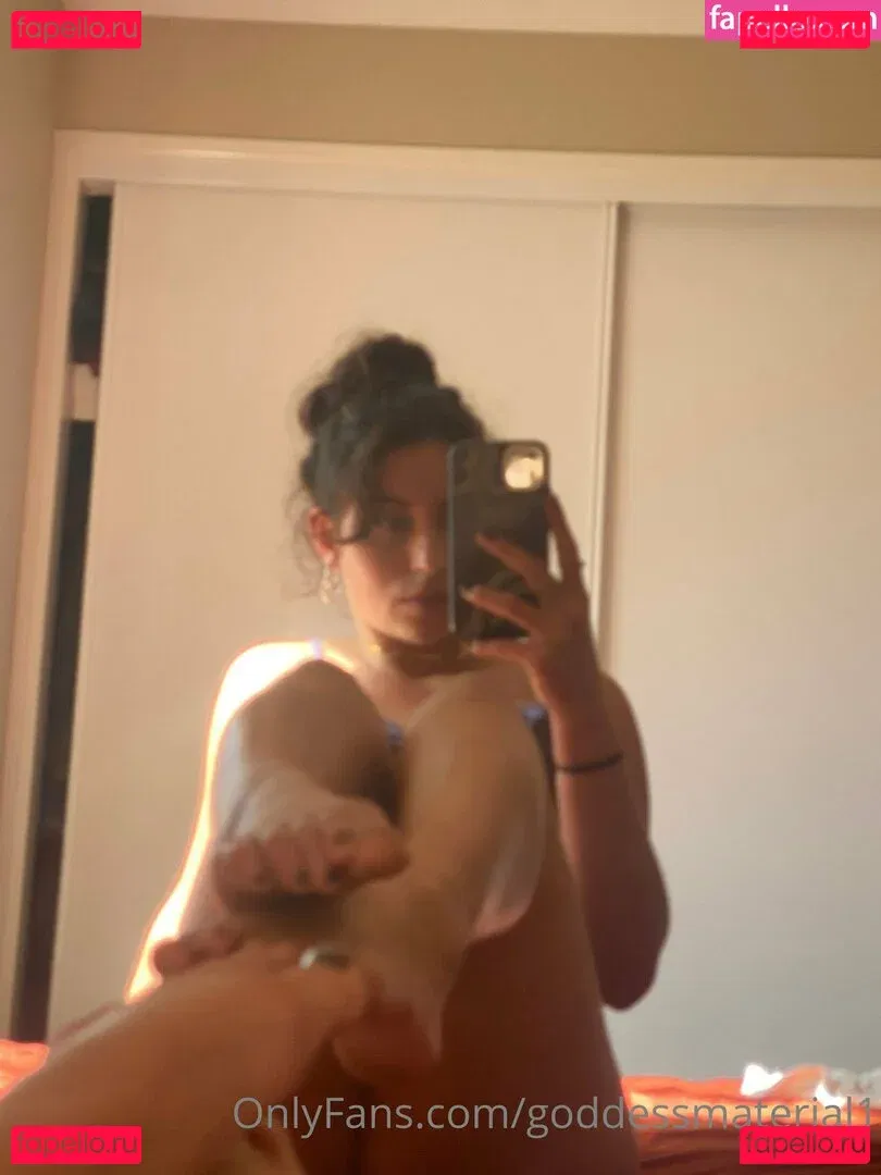Goddessmaterial1 Onlyfans Photo Gallery 
