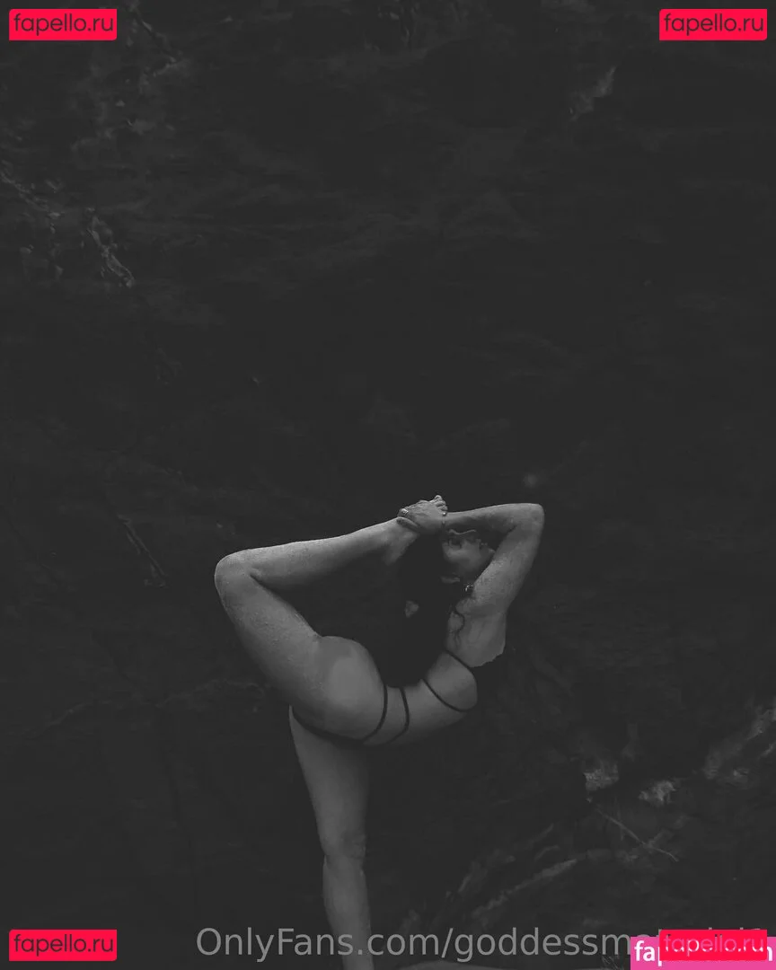 Goddessmaterial1 Onlyfans Photo Gallery 