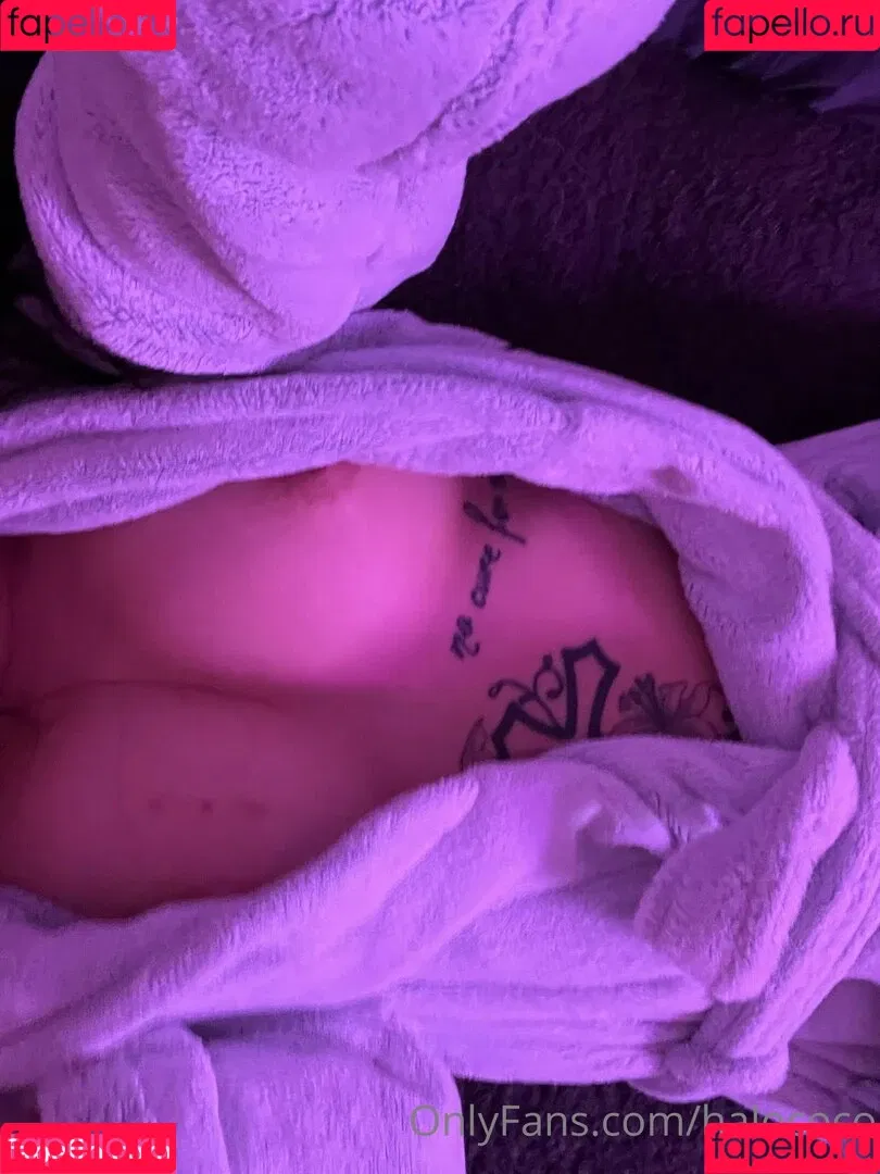 halococo Onlyfans Photo Gallery 