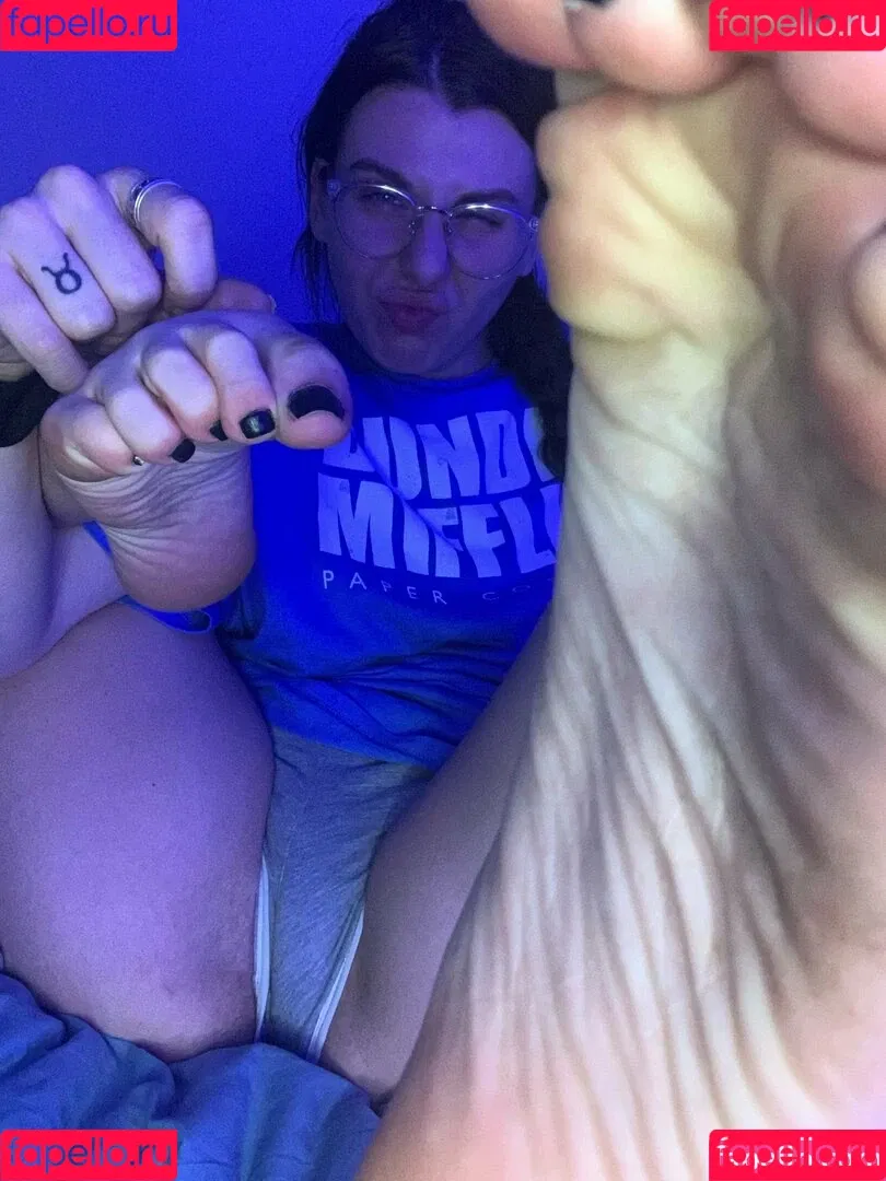 tastytaurustoes Onlyfans Photo Gallery 