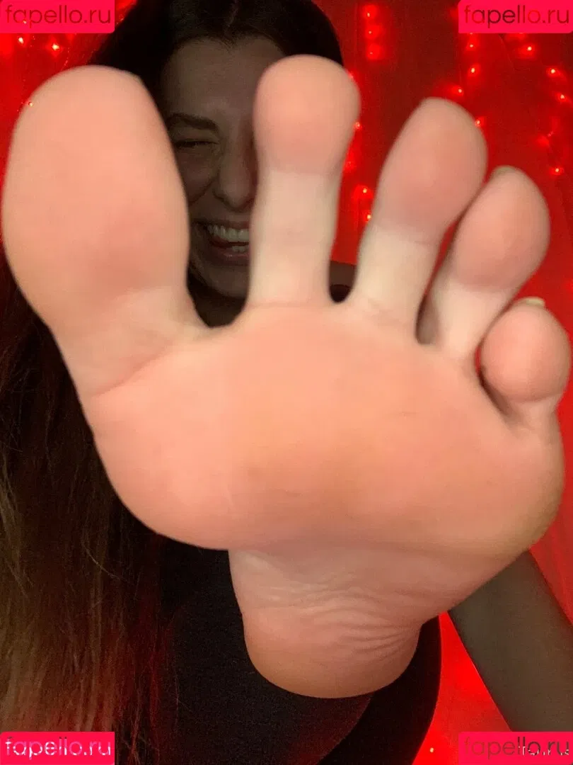tastytaurustoes Onlyfans Photo Gallery 