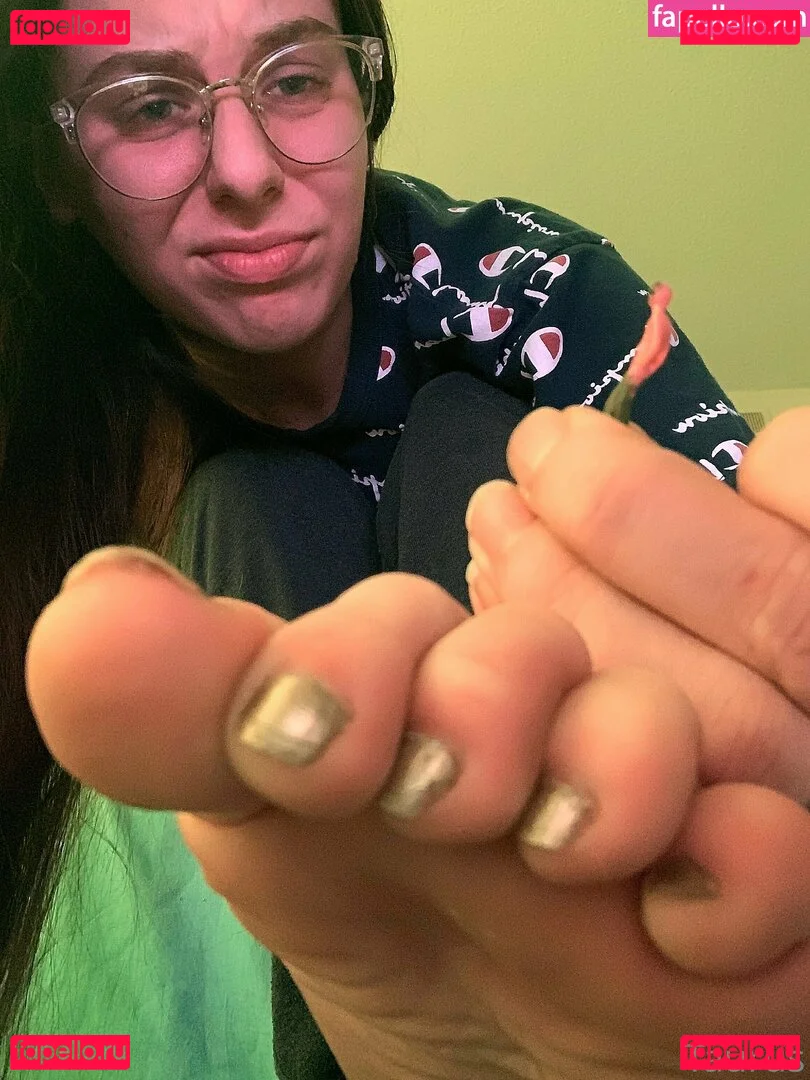 tastytaurustoes Onlyfans Photo Gallery 