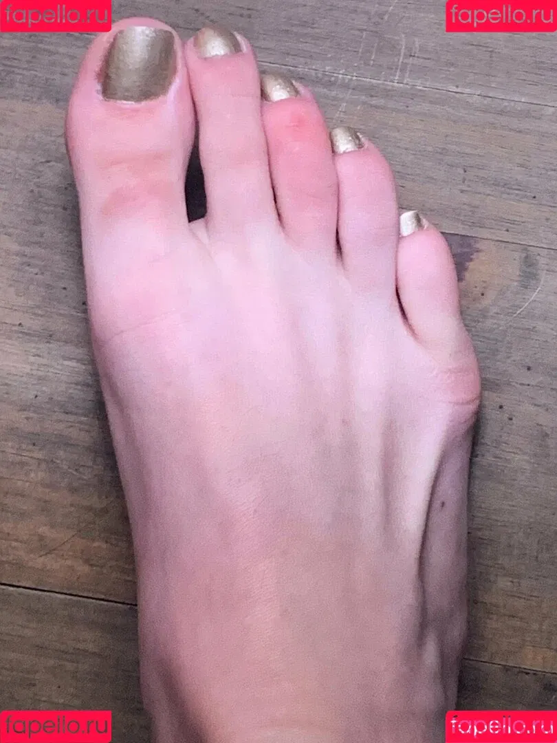 tastytaurustoes Onlyfans Photo Gallery 