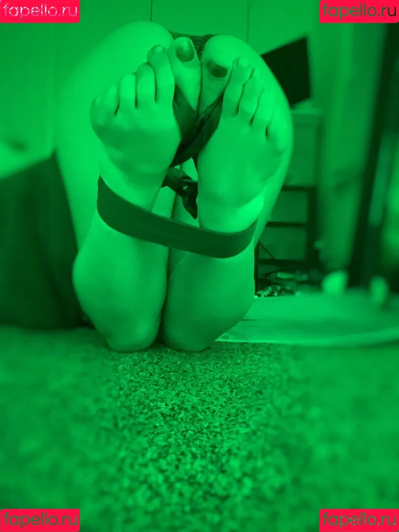tastytaurustoes Onlyfans Photo Gallery 