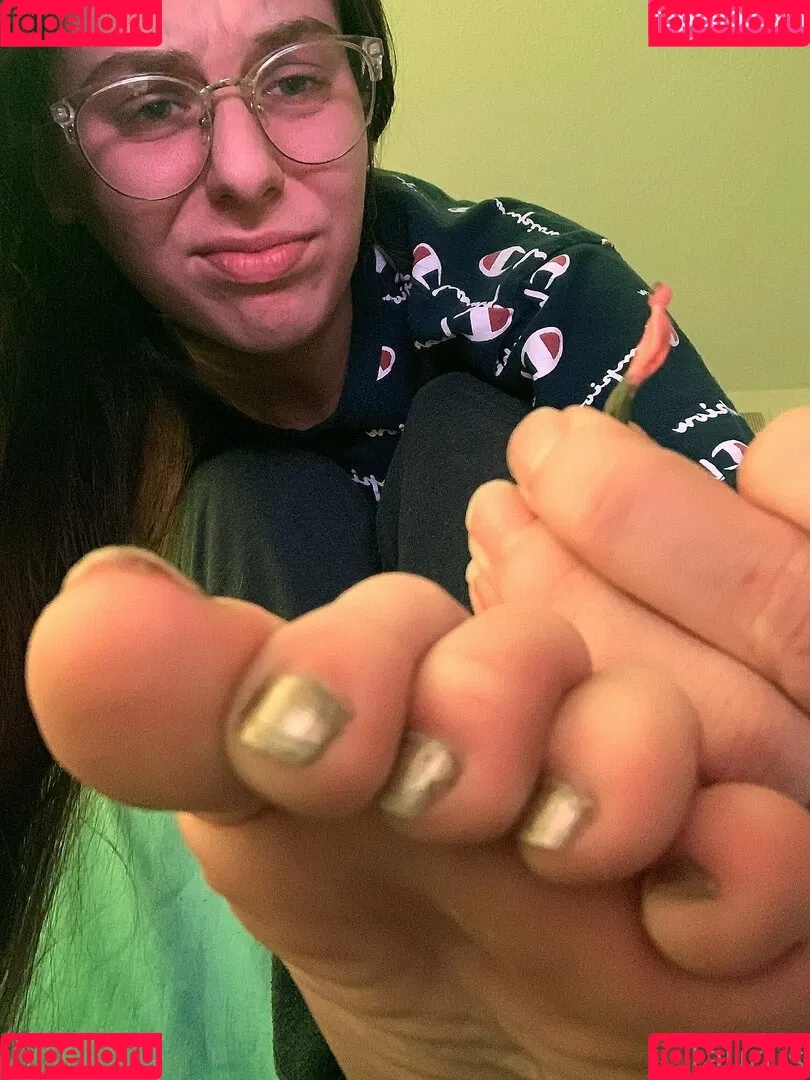 tastytaurustoes Onlyfans Photo Gallery 