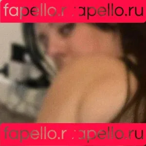 bustychloeuk Onlyfans Photo Gallery 