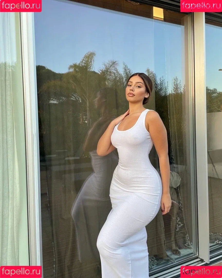 laurgmzz Onlyfans Photo Gallery 