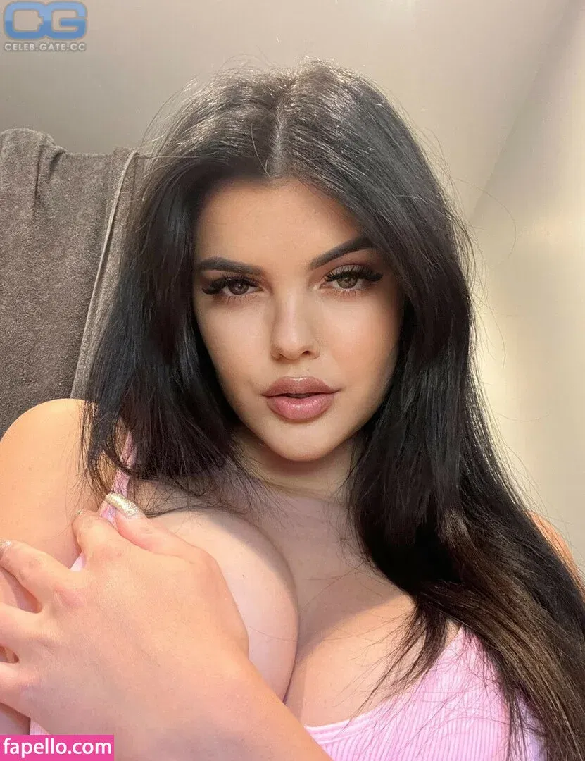 Lara Benjamina Onlyfans Photo Gallery 