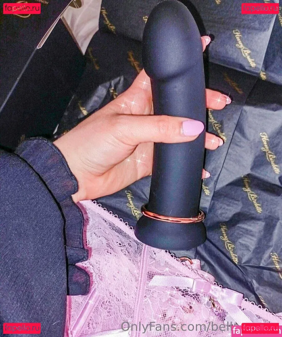 waifubellafree Onlyfans Photo Gallery 