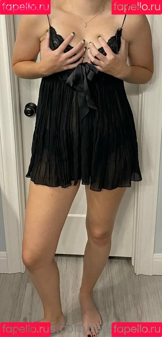 tallsexywife Onlyfans Photo Gallery 