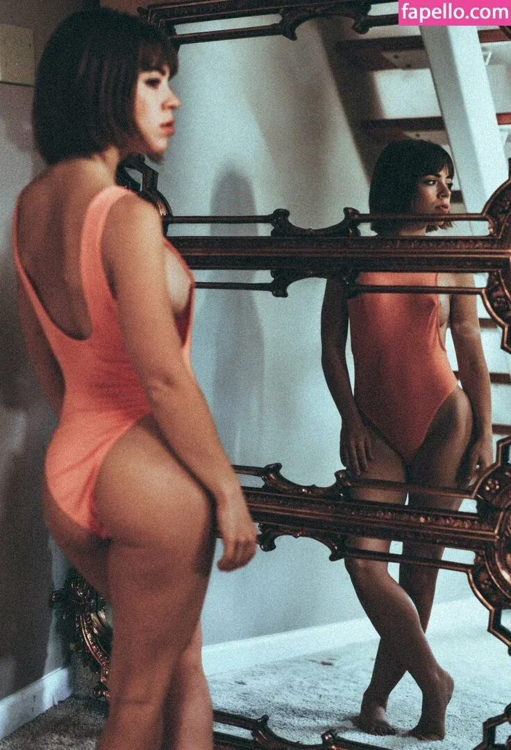 payislamoon Onlyfans Photo Gallery 