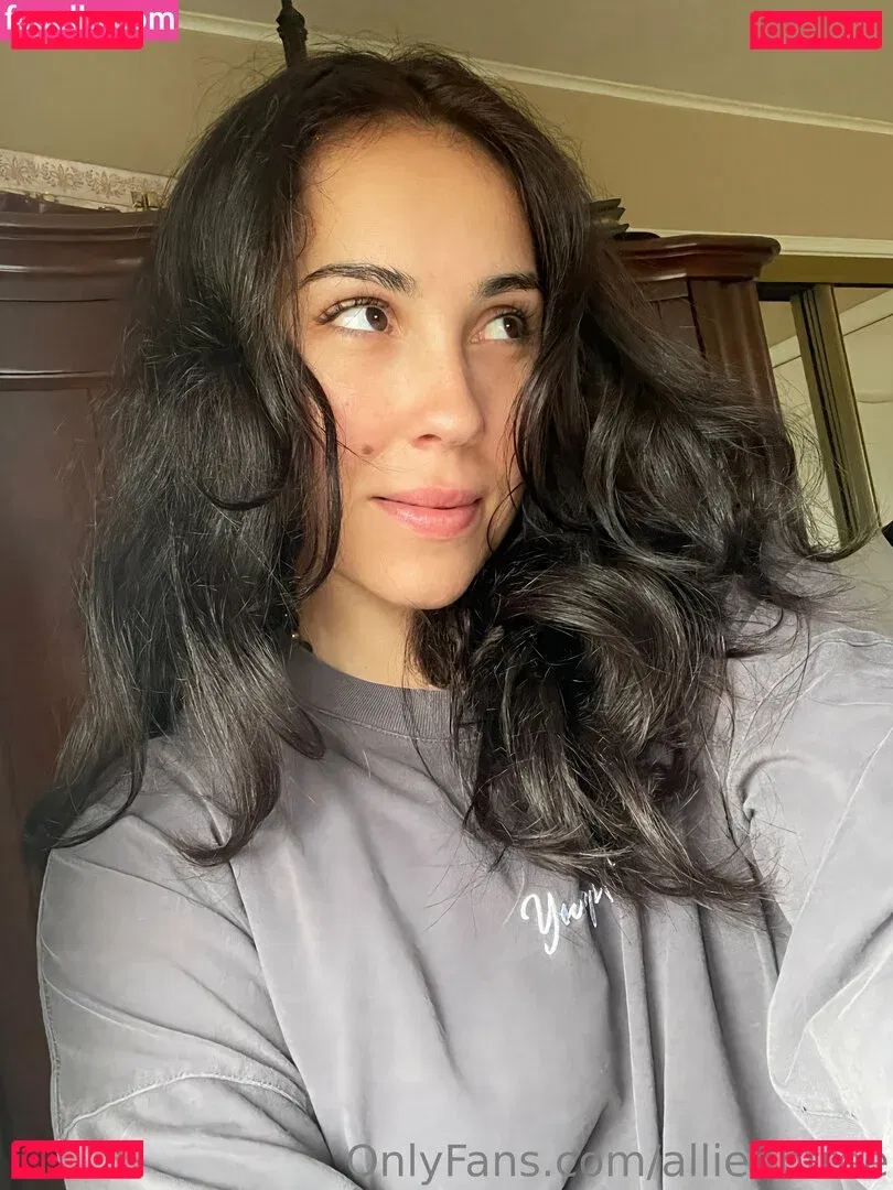 alliehbfree Onlyfans Photo Gallery 