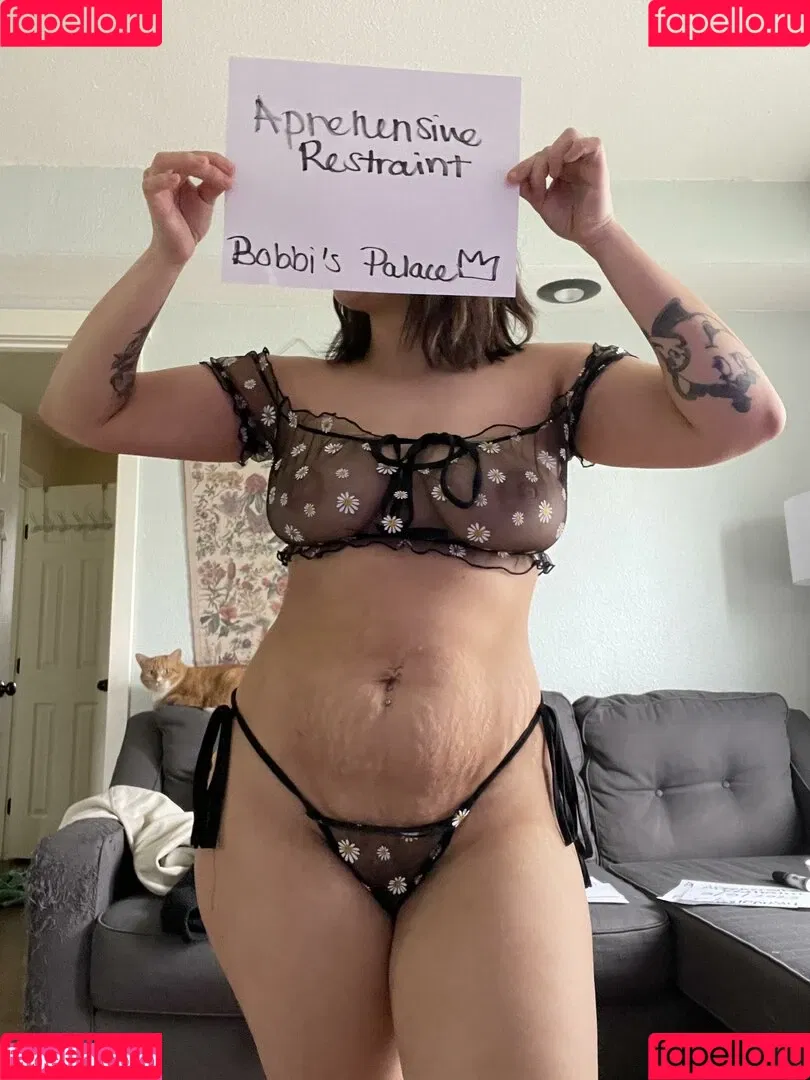 bobbisprettypalace Onlyfans Photo Gallery 