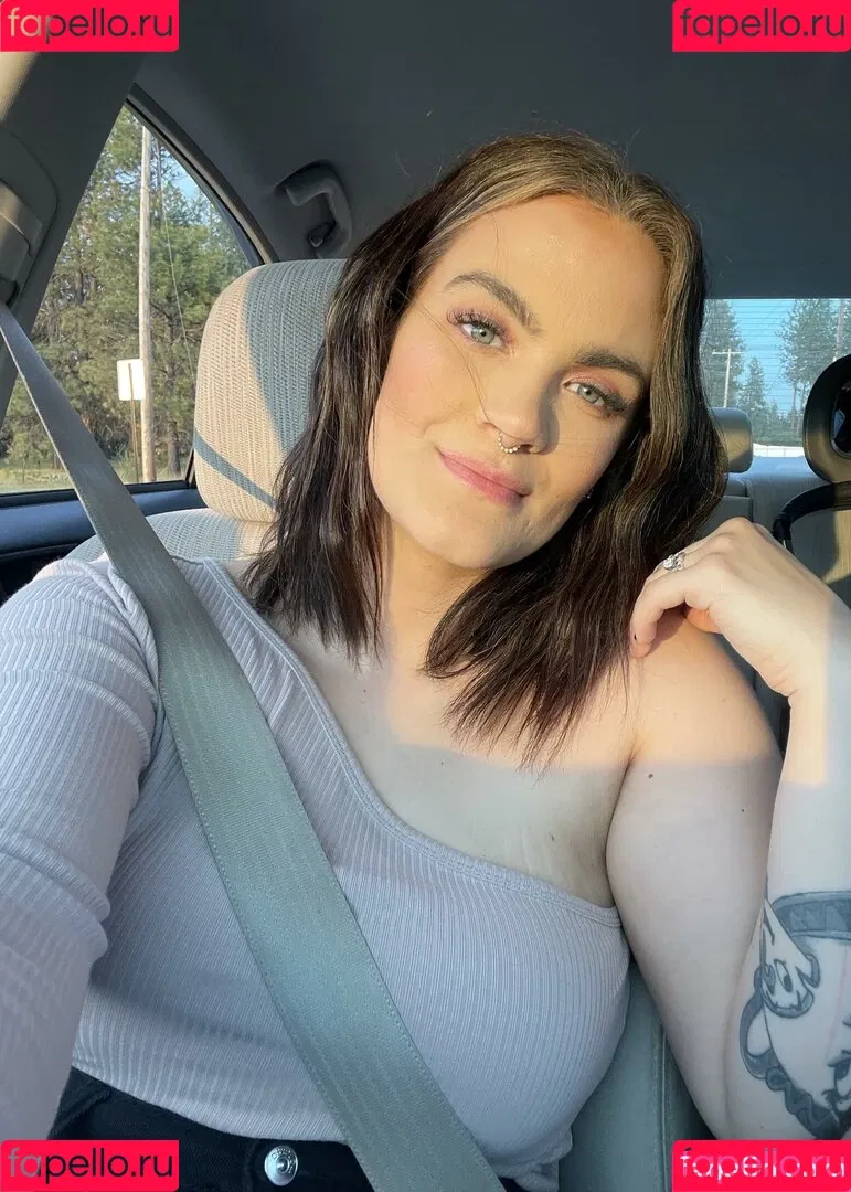 bobbisprettypalace Onlyfans Photo Gallery 