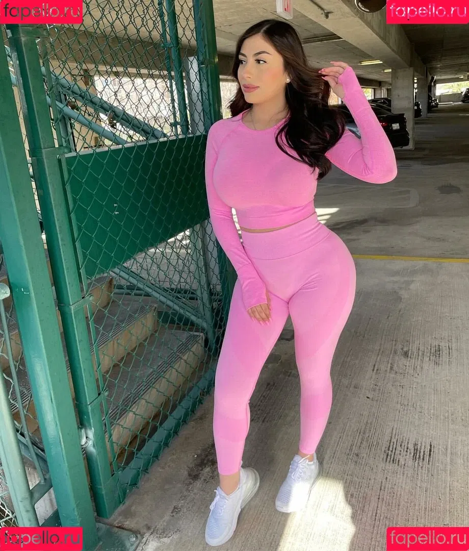 Michelle Balderrama Onlyfans Photo Gallery 