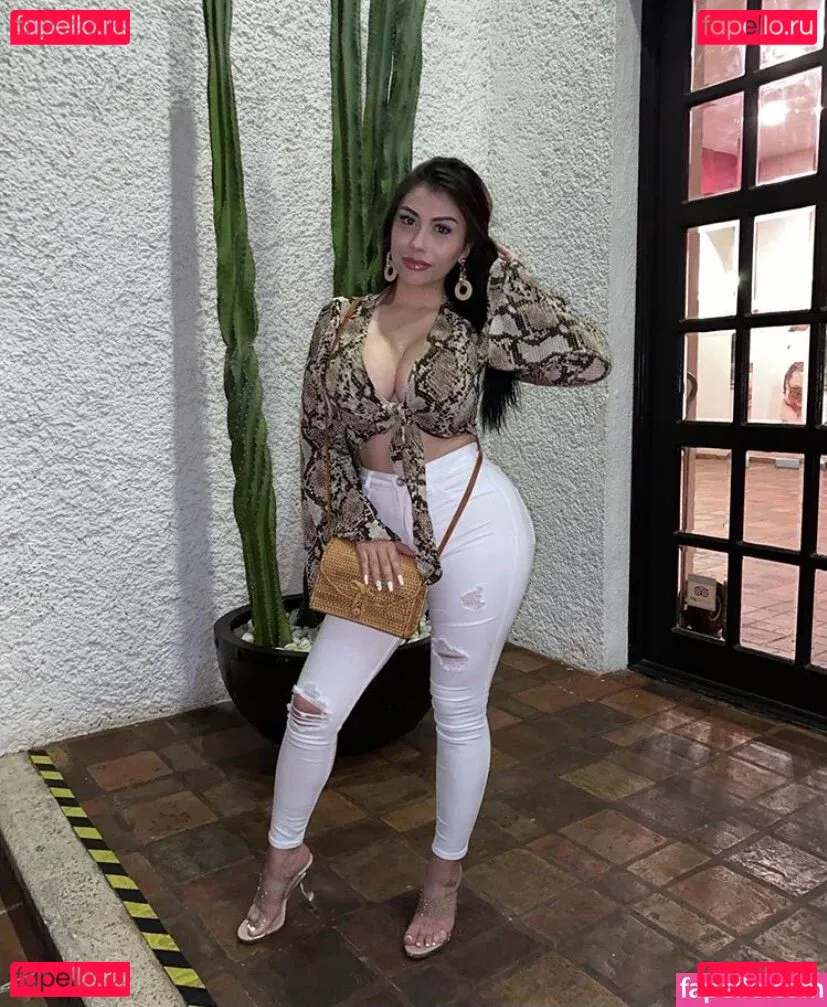 Michelle Balderrama Onlyfans Photo Gallery 