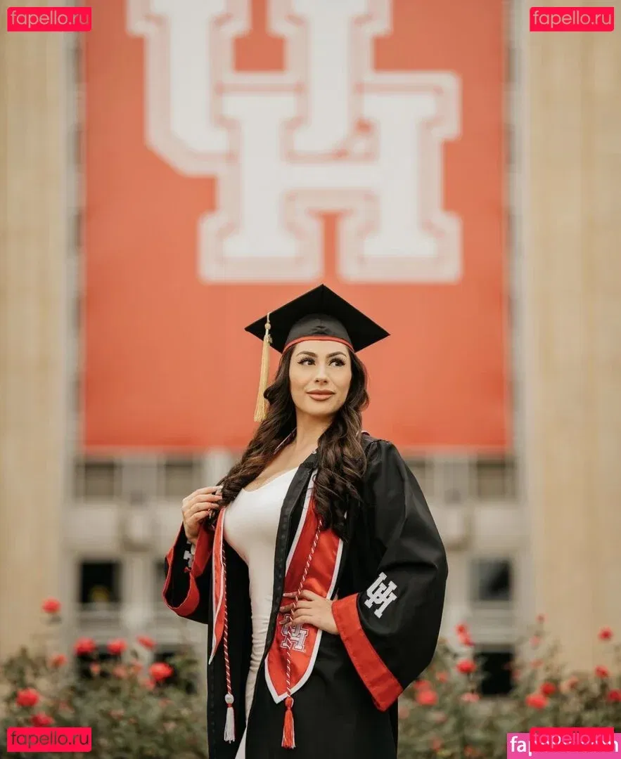 Michelle Balderrama Onlyfans Photo Gallery 