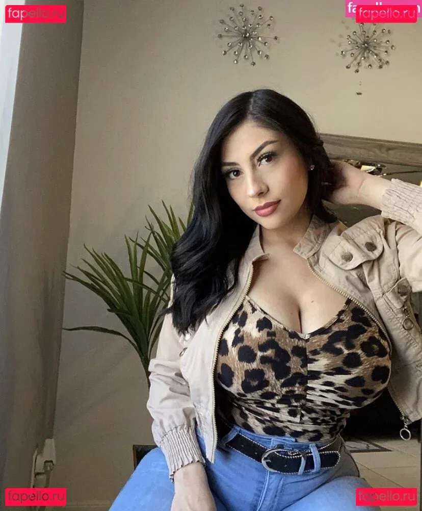 Michelle Balderrama Onlyfans Photo Gallery 