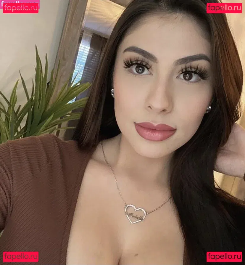 Michelle Balderrama Onlyfans Photo Gallery 