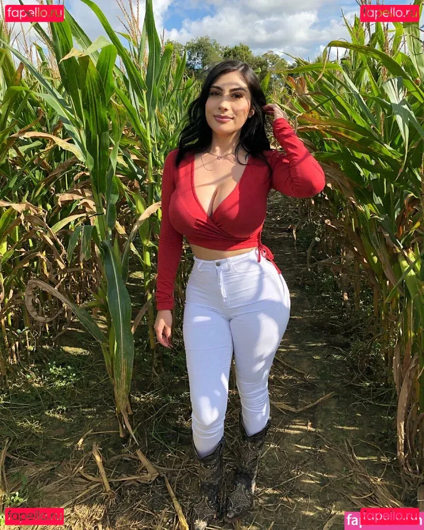 Michelle Balderrama Onlyfans Photo Gallery 