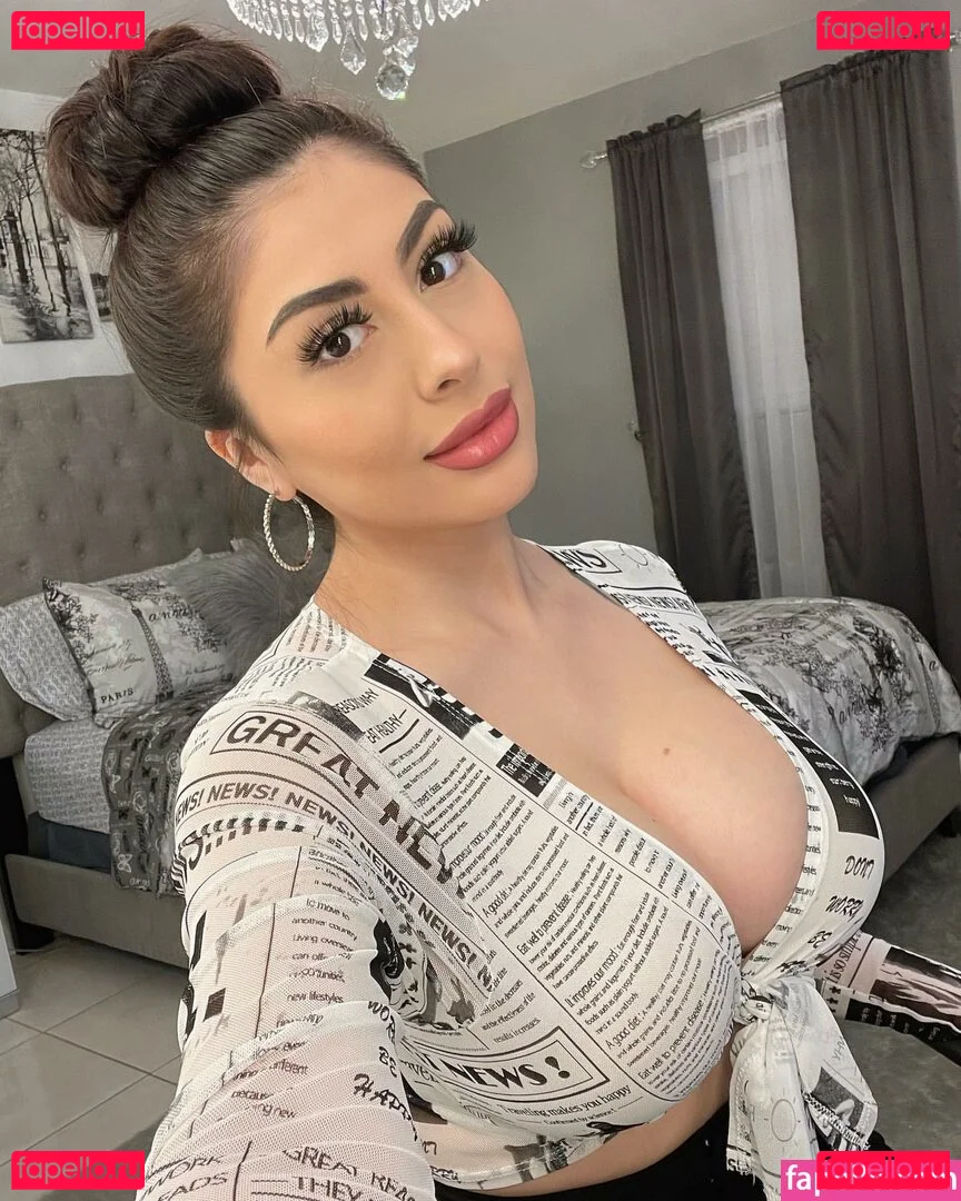 Michelle Balderrama Onlyfans Photo Gallery 