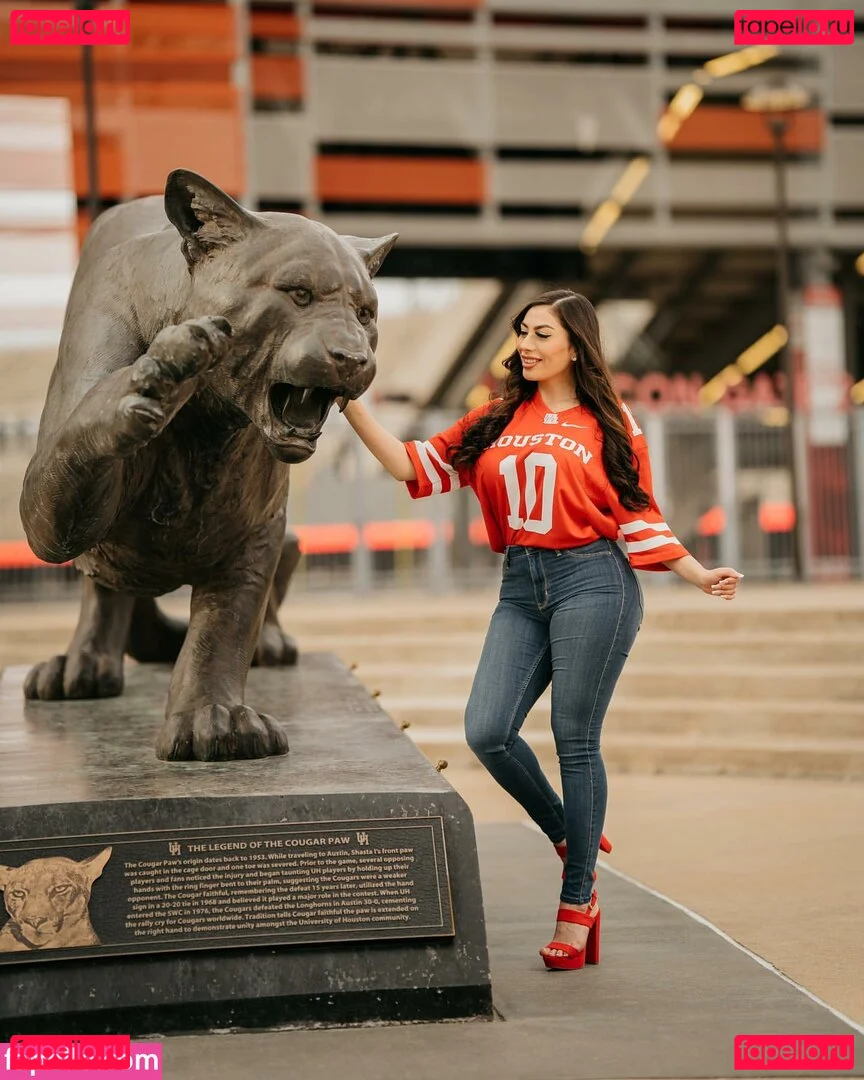 Michelle Balderrama Onlyfans Photo Gallery 