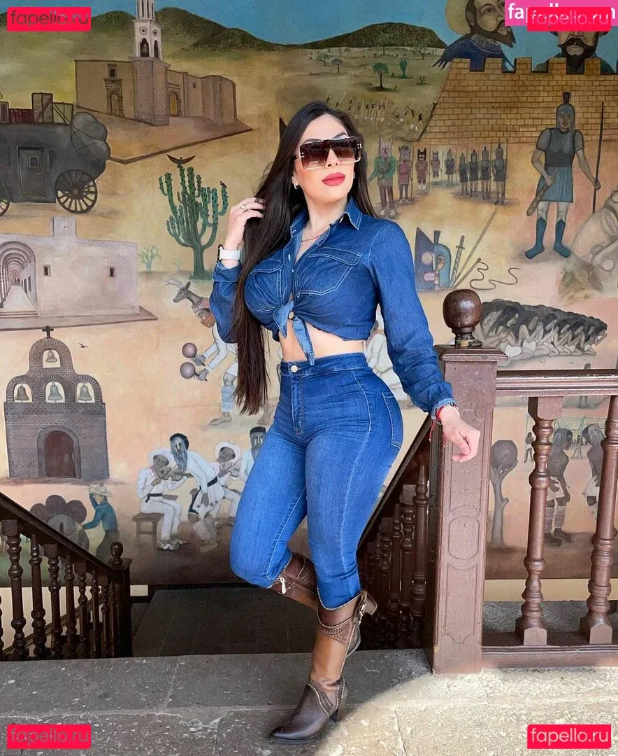 Michelle Balderrama Onlyfans Photo Gallery 