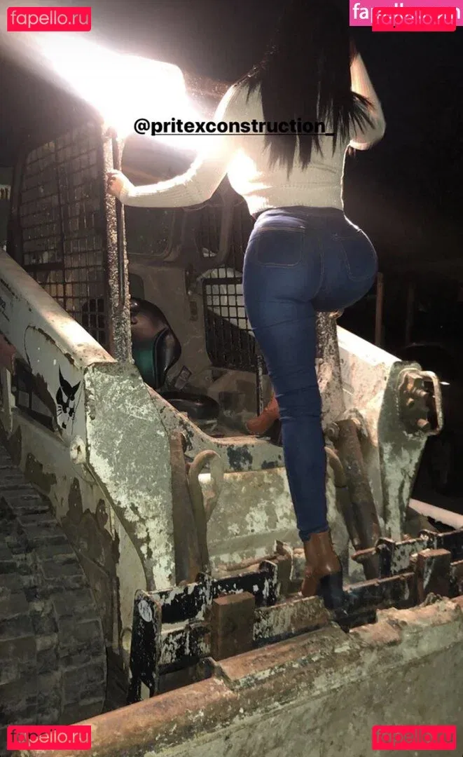 Michelle Balderrama Onlyfans Photo Gallery 