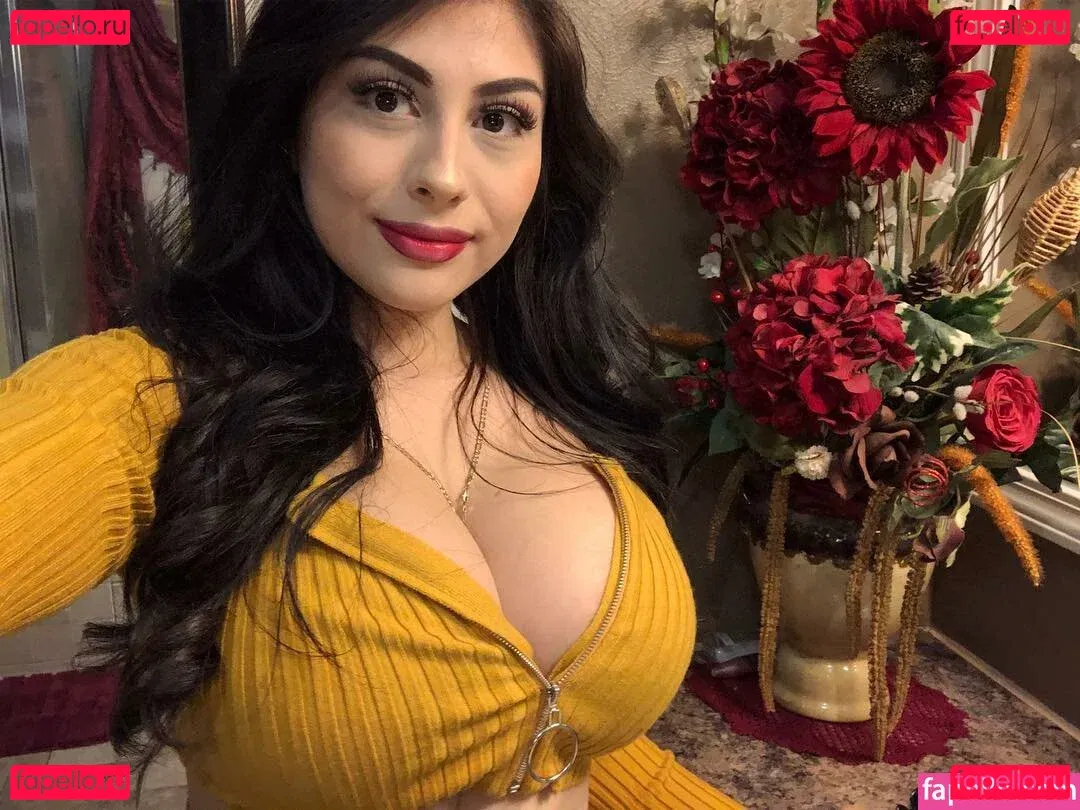 Michelle Balderrama Onlyfans Photo Gallery 