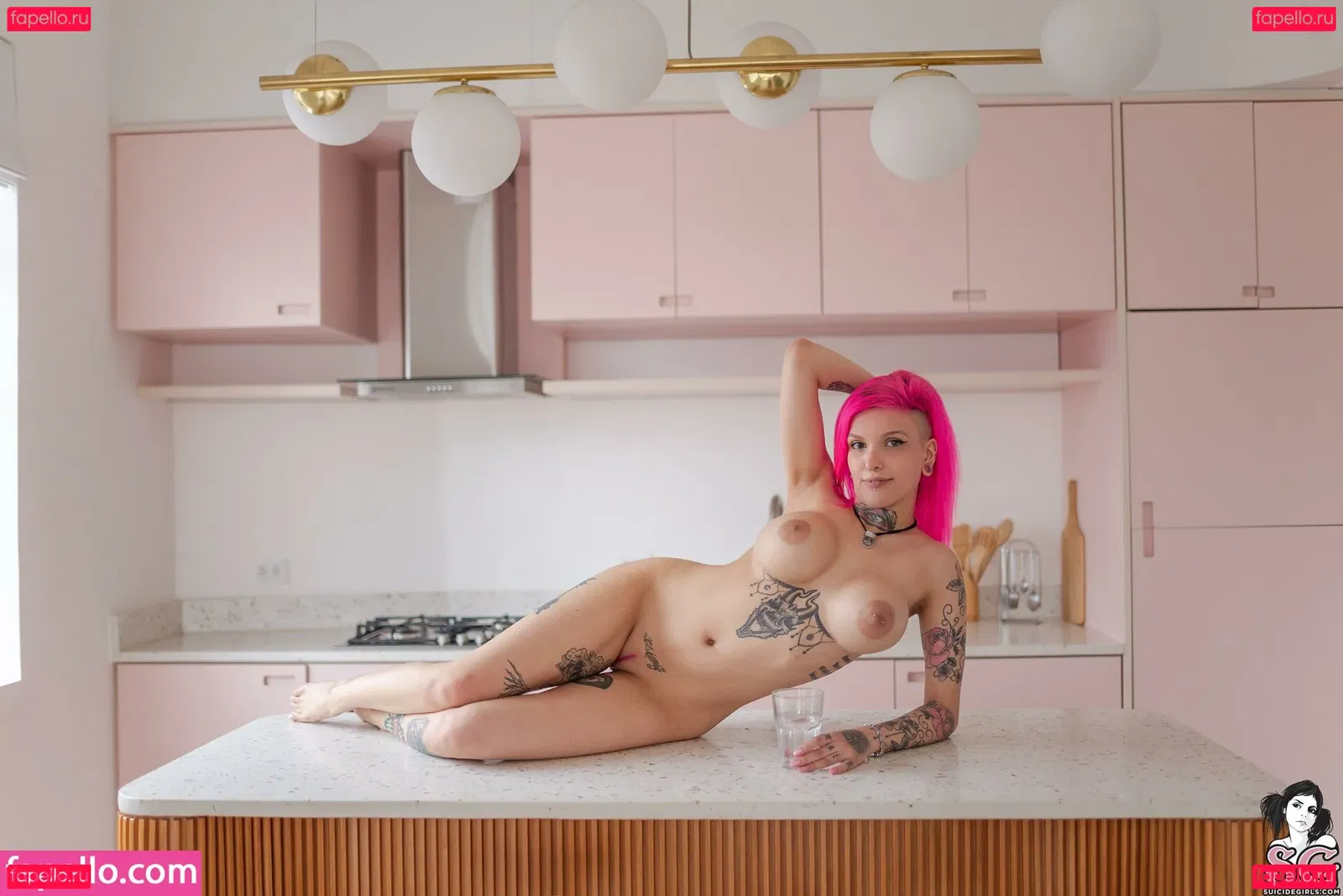 Qween Goddess Onlyfans Photo Gallery 