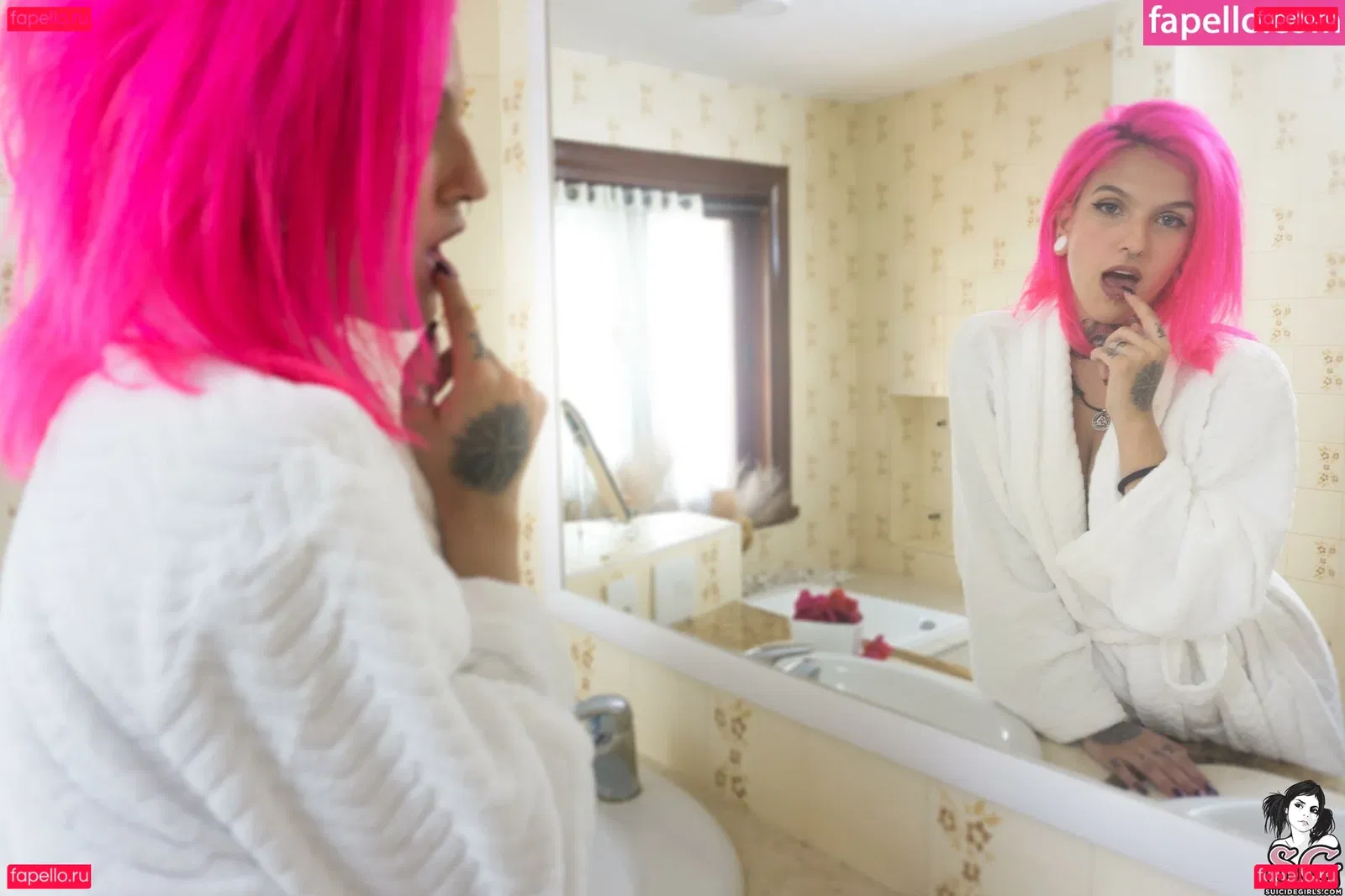 Qween Goddess Onlyfans Photo Gallery 