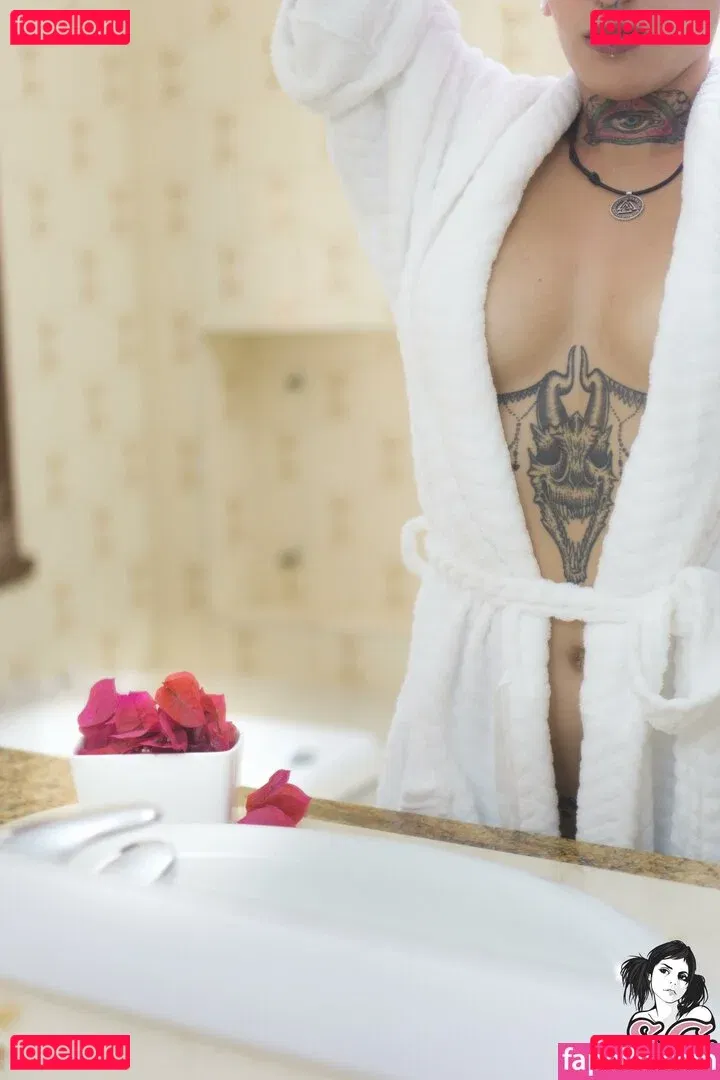 Qween Goddess Onlyfans Photo Gallery 