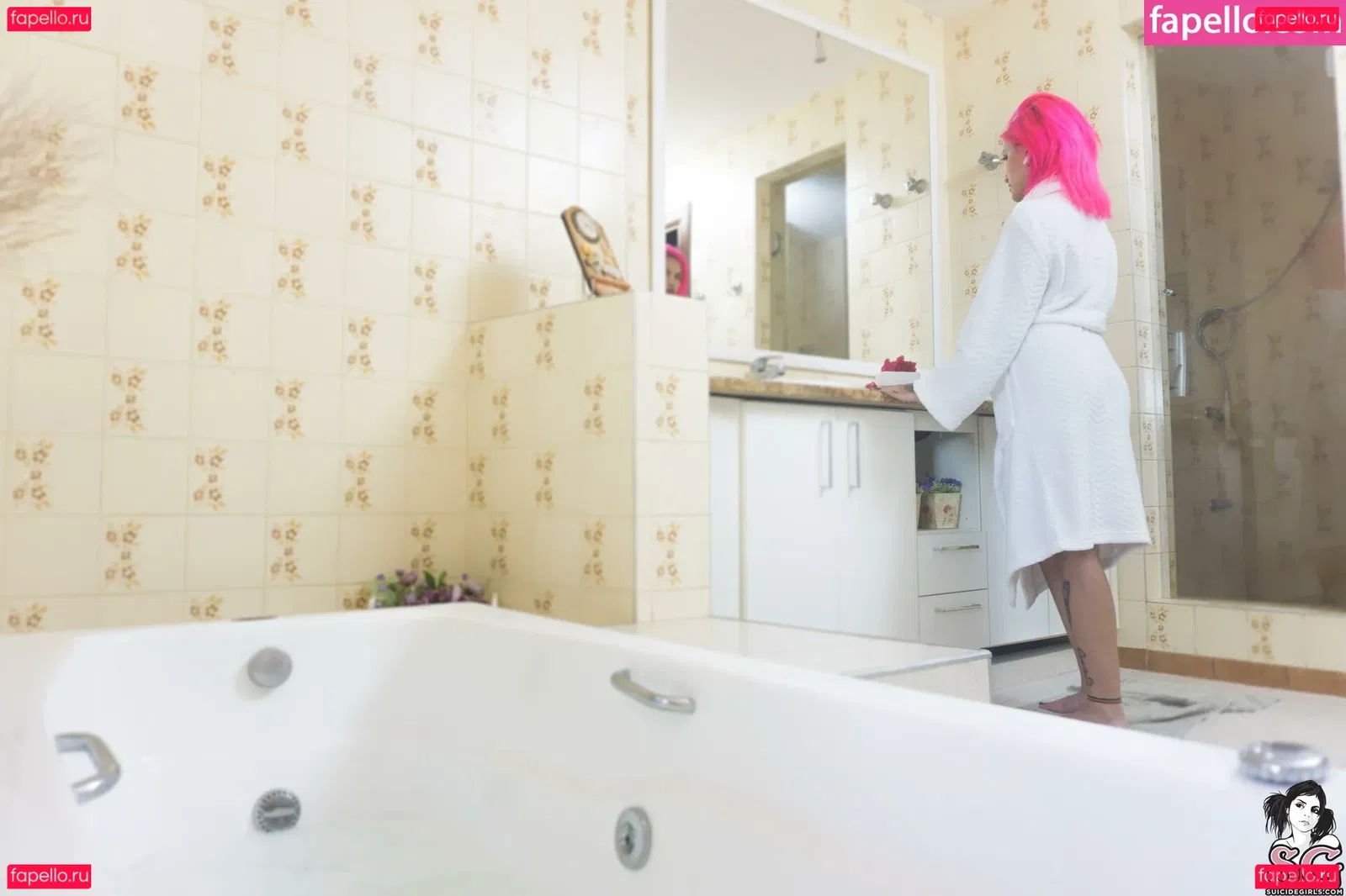 Qween Goddess Onlyfans Photo Gallery 