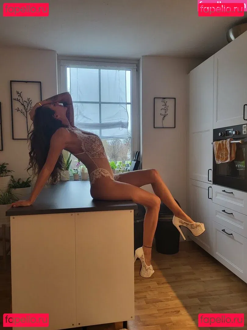 KaitySun Onlyfans Photo Gallery 