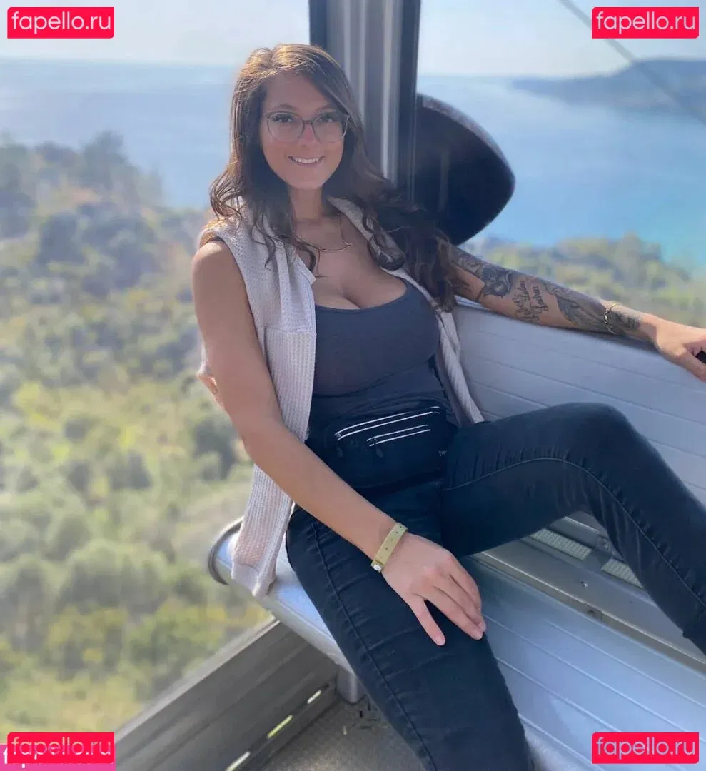 KaitySun Onlyfans Photo Gallery 