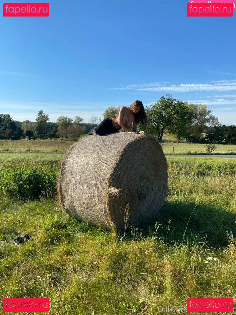 KaitySun Onlyfans Photo Gallery 