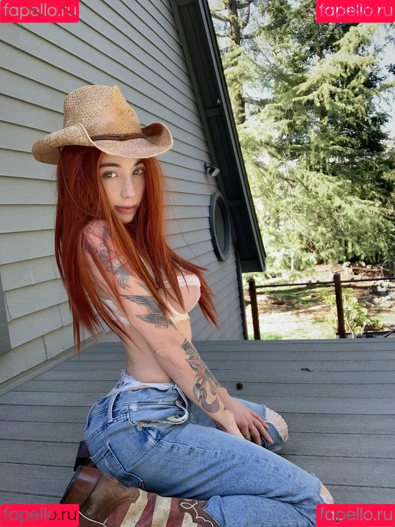 CoconutKitty Onlyfans Photo Gallery 