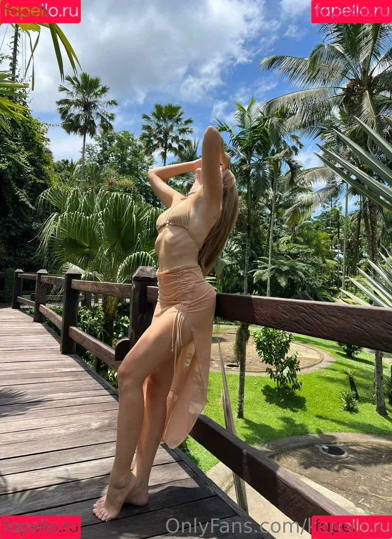 kerry.me Onlyfans Photo Gallery 