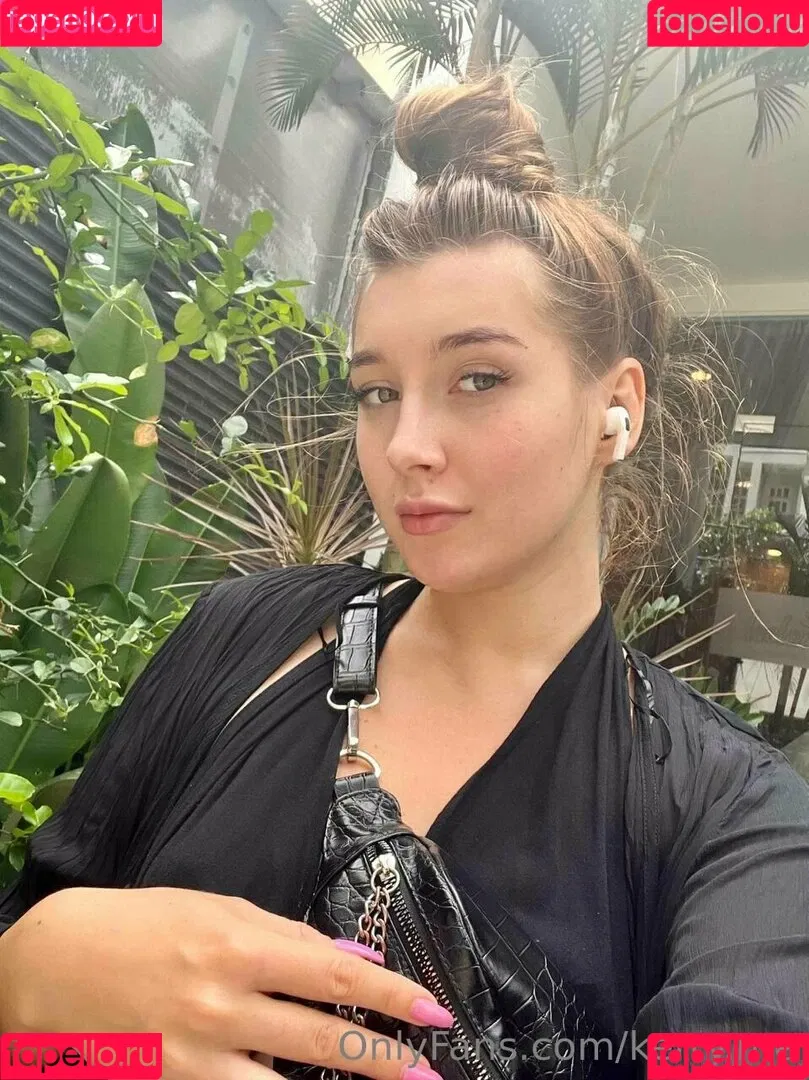 kerry.me Onlyfans Photo Gallery 