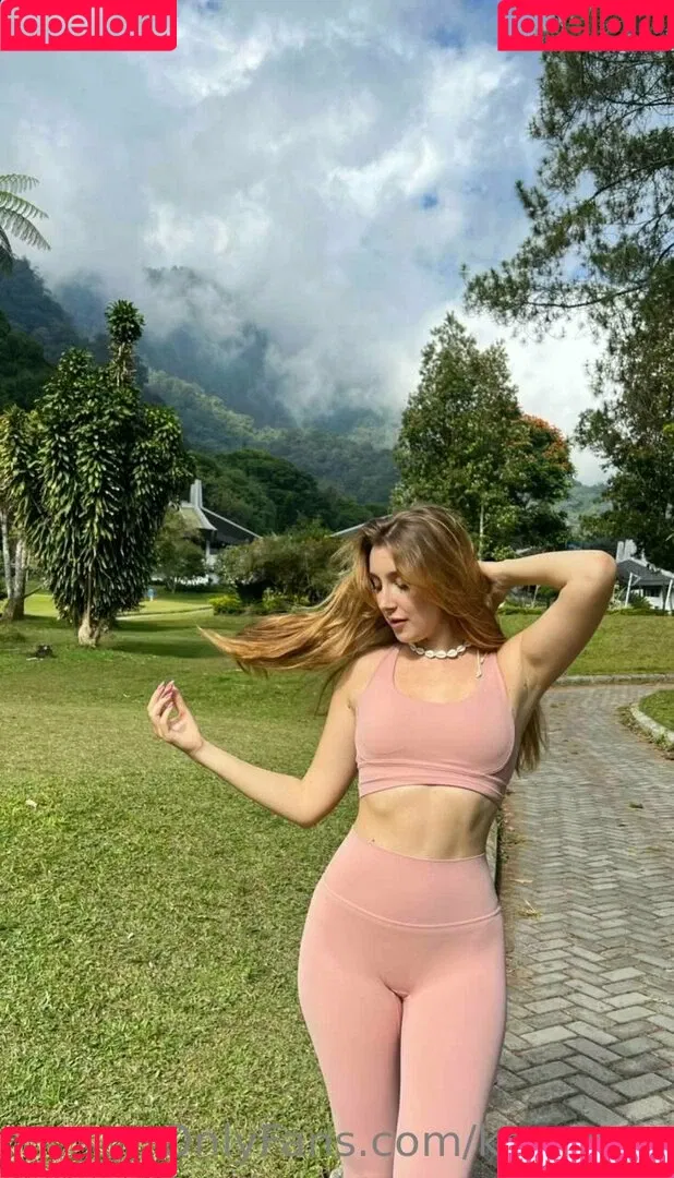 kerry.me Onlyfans Photo Gallery 