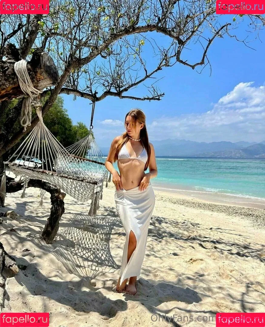 kerry.me Onlyfans Photo Gallery 