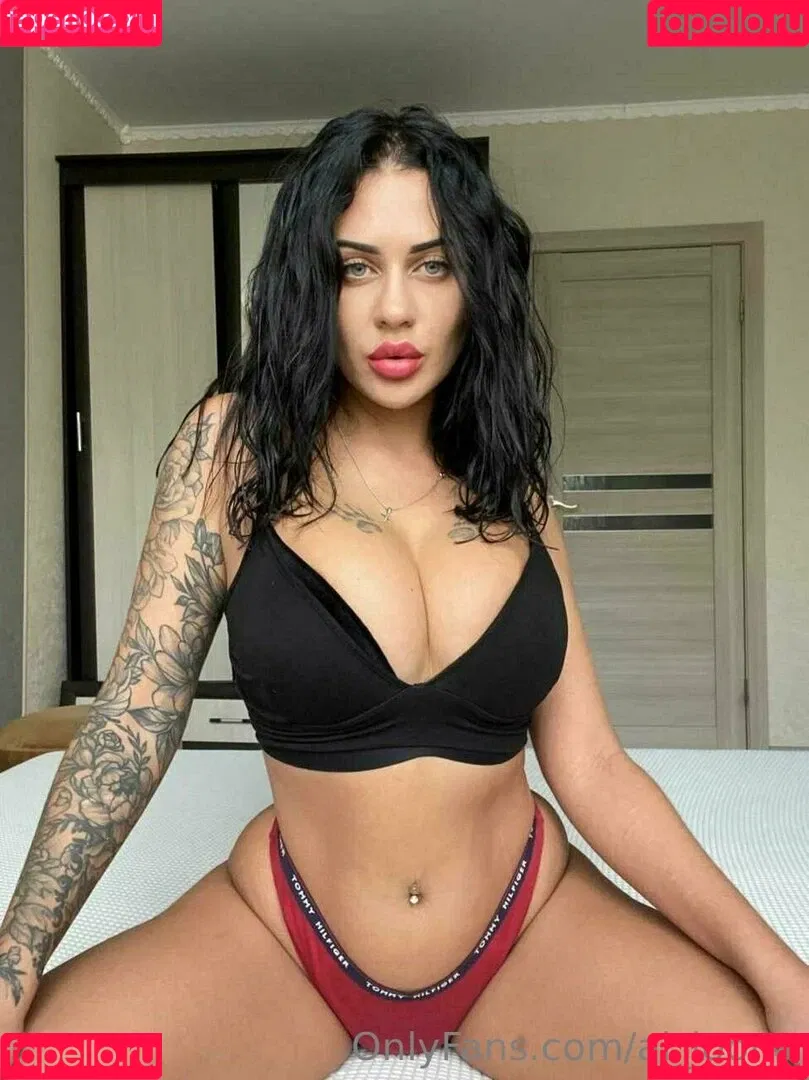 al_loona Onlyfans Photo Gallery 